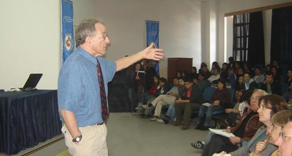 Robert Marans speaking in a classroom.